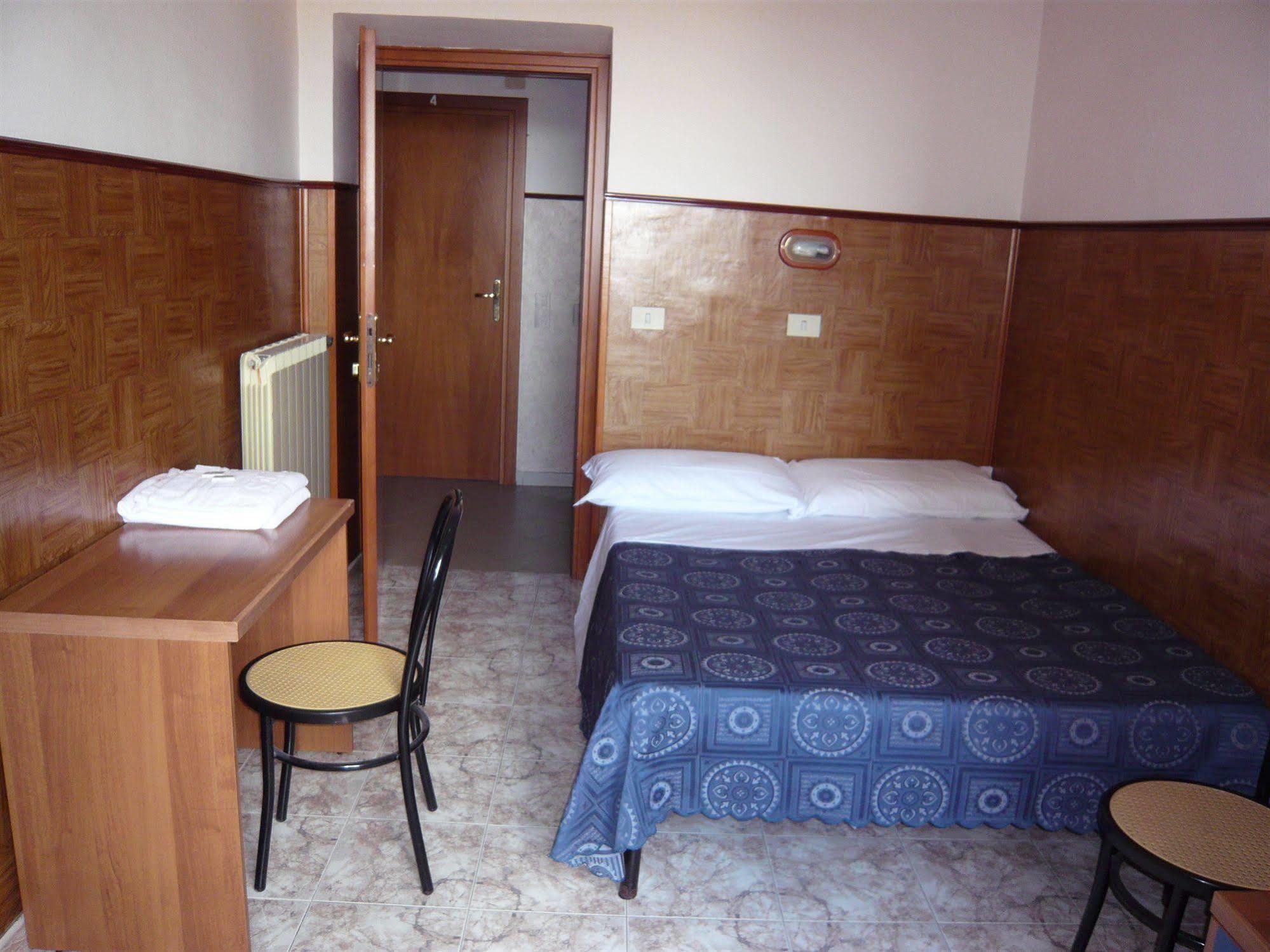 Hotel Cressy Rom Exterior foto
